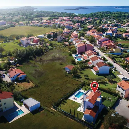 Luxurious In * Valbandon