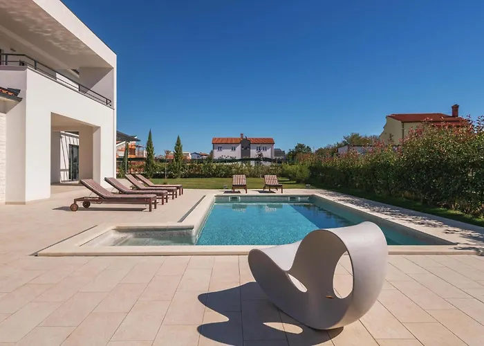 Amazing In Valbandon Valbandon