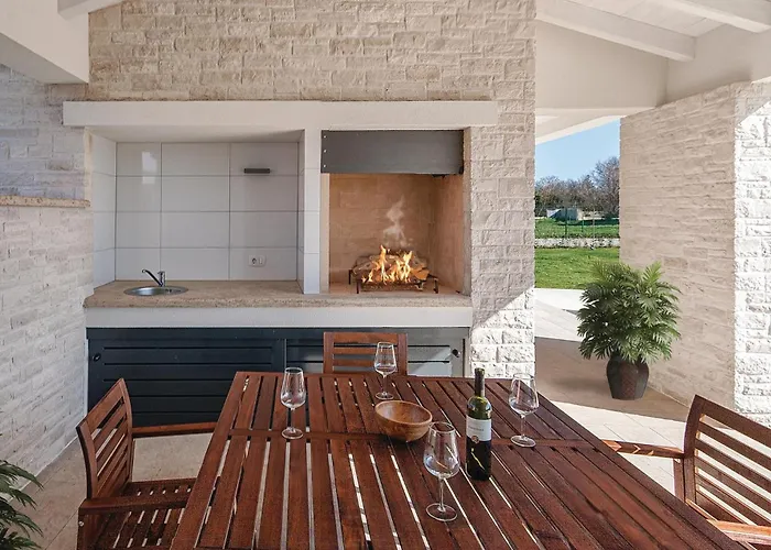 Amazing In Valbandon Σπίτι διακοπών Valbandon